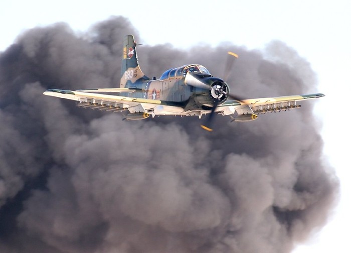 Máy bay oanh tạc tầm gần sử dụng trong chiến tranh thế giới II vẫn làm nhiệm vụ tốt